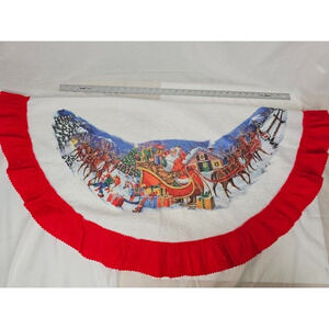 VTG Santa's Best Christmas Felt Table Skirt Cloth 48" inch Santa With Sleigh
